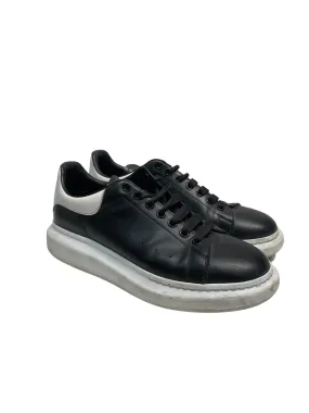 Alexander McQueen/Low-Sneakers/EU 45/Leather/BLK/OVERSIZED SNEAKERS