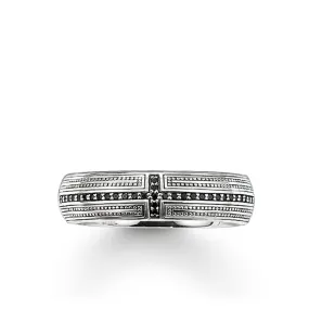 Band Ring "Cross Pavé"