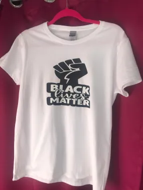 BLACK LIVES MATTER PROUD TEE