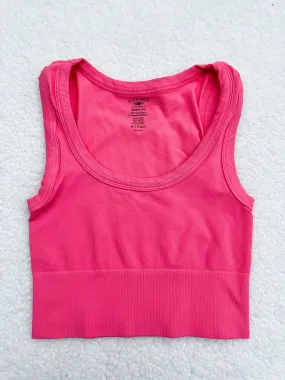 Essential Scoop Neck Tanktop