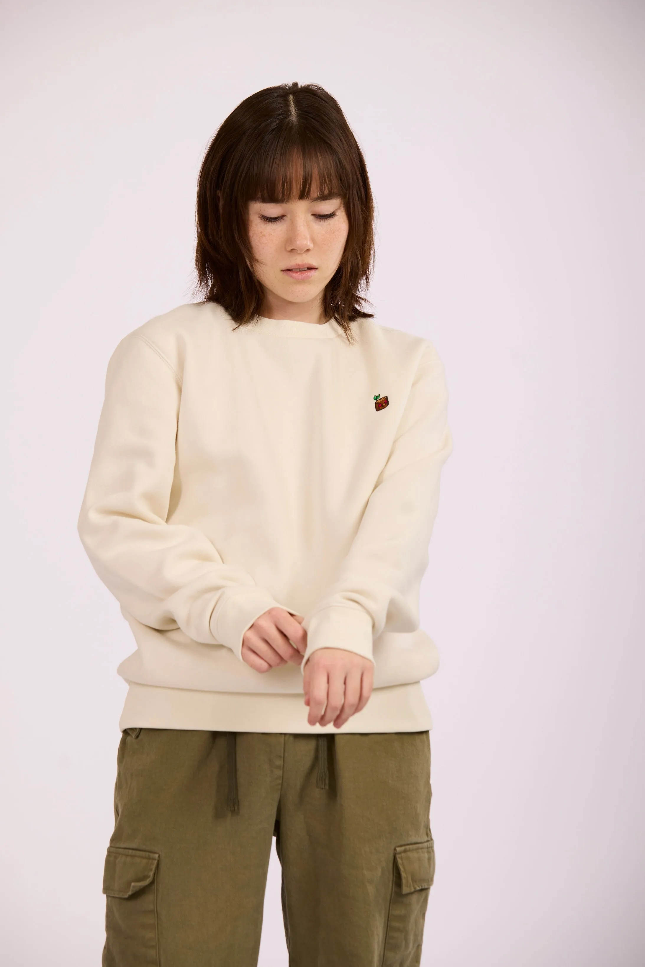 TEKKEN - 'Mokujin' Small Logo Embroidered Crew Neck Sweatshirt - Cream