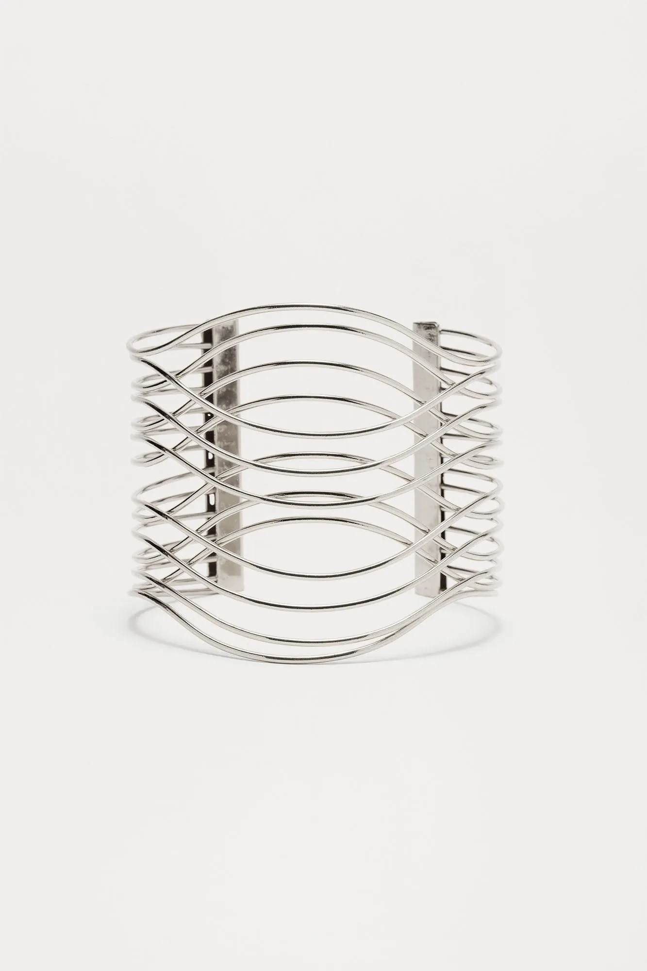 Waking Up In Paradise Arm Cuff - Silver